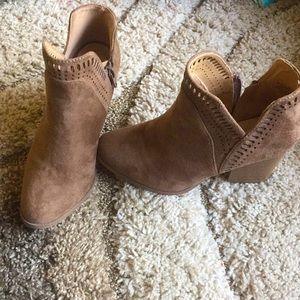Women’s booties